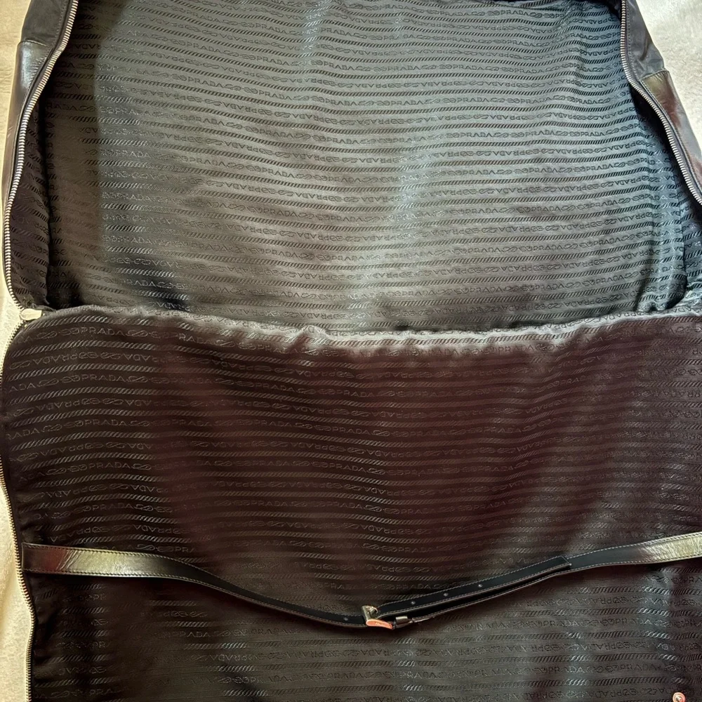 Black Men's Travel Bag